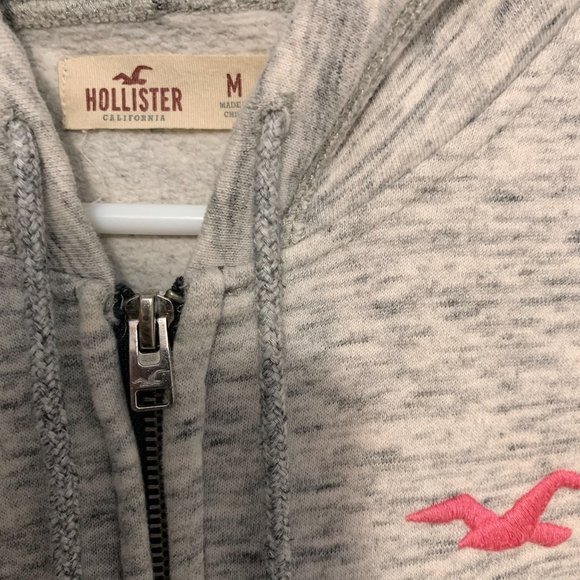 HOLLISTER ZIP UP SWEATER - Picture 3 of 3